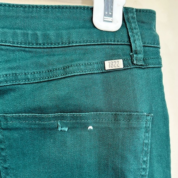 NEW 1822 Denim Women’s High-Rise Straight Leg Jeans Green Spruce Size 10/30 - Picture 7 of 10